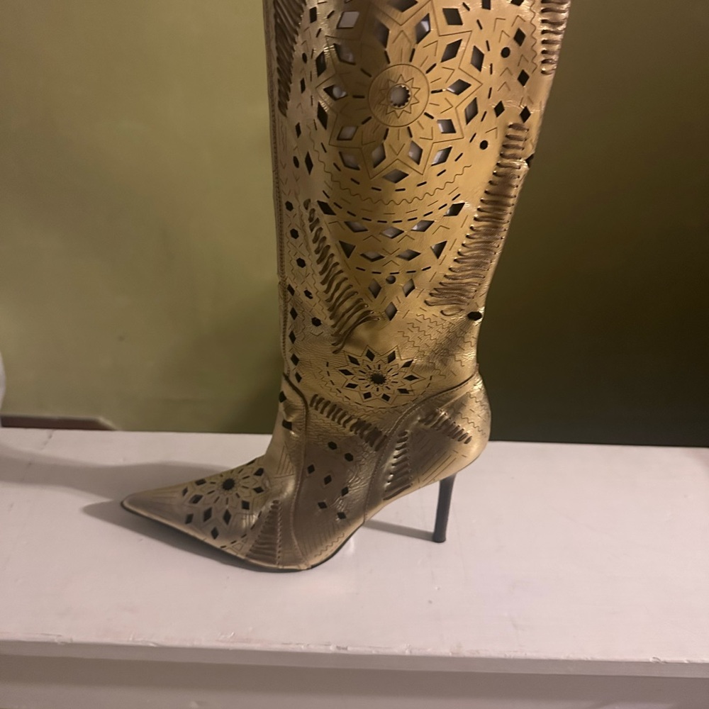 Steve Madden Gold Laser-Cut Heeled Boots